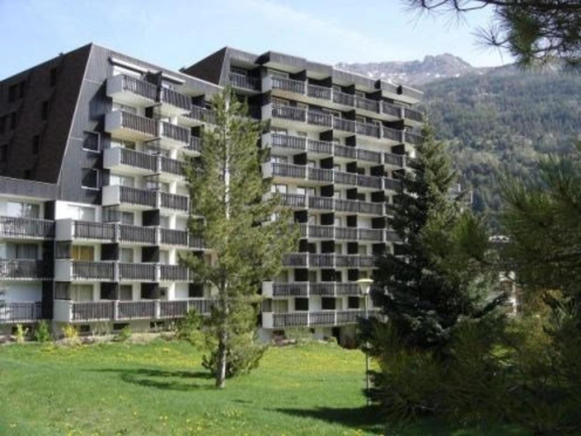 Appartement 3 Pieces, 6 Couchages A La Salle-Les-Alpes, Proche Pistes, Balcon Et Terrasse - Fr-1-330F-41 Serre Chevalier Eksteriør billede